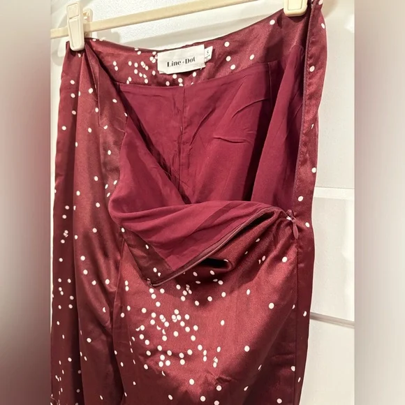 Line + Dot Burgundy Flared Pants - Picture 10 of 12